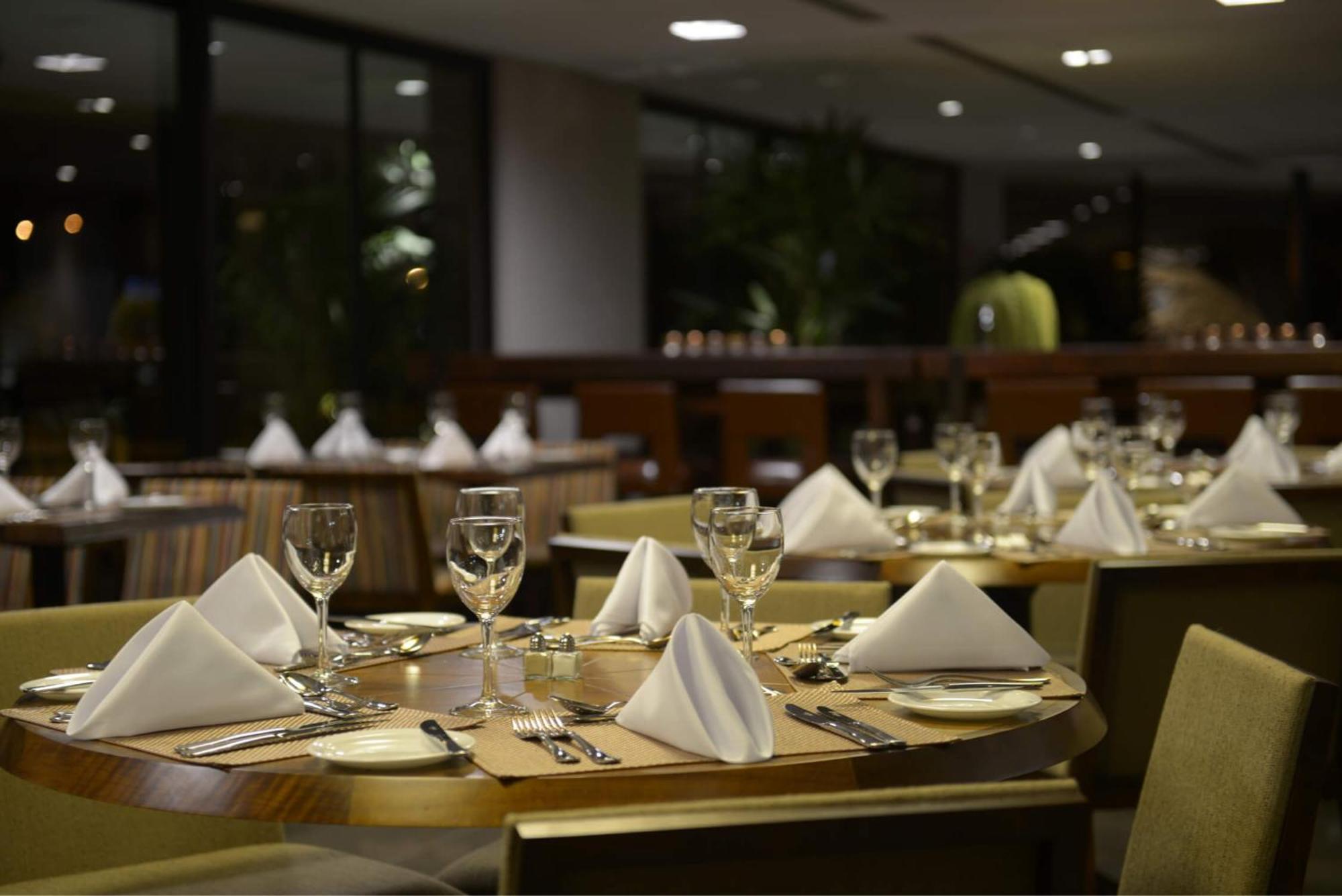 Deville Prime Campo Grande Campo Grande  Dış mekan fotoğraf Restaurant
