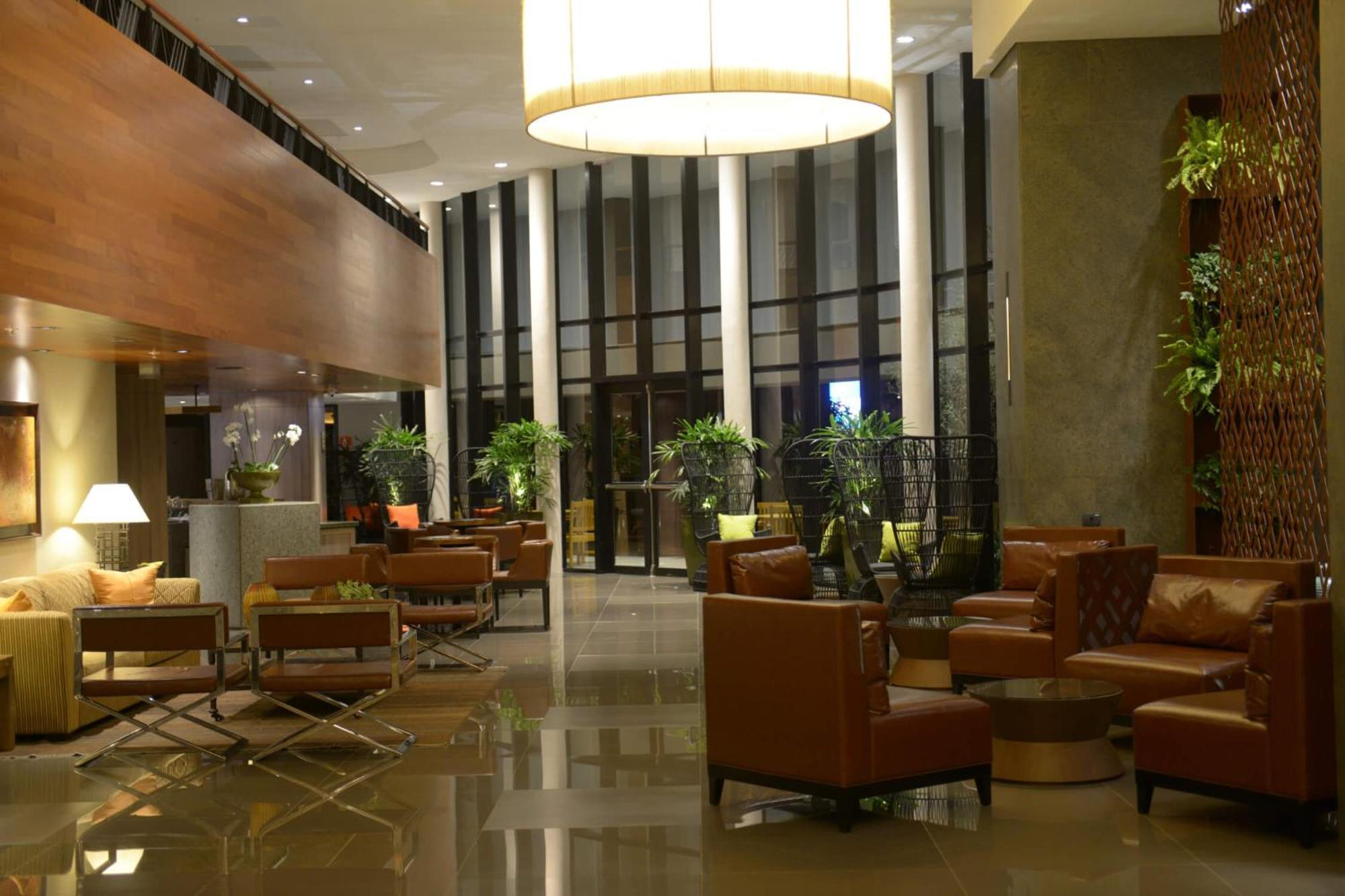 Deville Prime Campo Grande Campo Grande  Dış mekan fotoğraf The lobby of the hotel